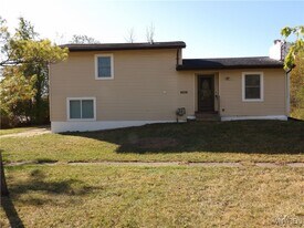 10332 Transit Rd in East Amherst, NY - Building Photo