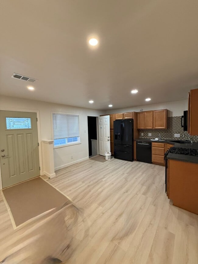 770 Topaz Dr in Reno, NV - Building Photo - Building Photo