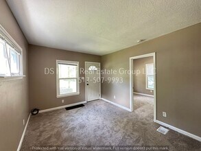 619 S Magnolia Ave in Lansing, MI - Building Photo - Building Photo