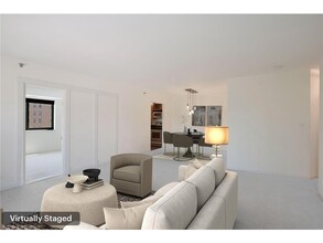 3131 Excelsior Blvd in Minneapolis, MN - Building Photo - Building Photo