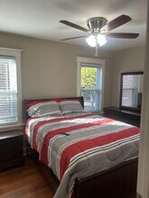 6726 Chamberlain Ave in University City, MO - Foto de edificio - Building Photo