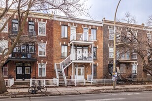 5240-5250 Papineau Av in Montréal, QC - Building Photo