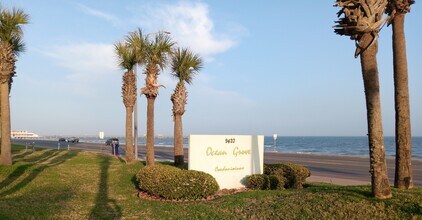 9420 Seawall Blvd in Galveston, TX - Building Photo - Building Photo