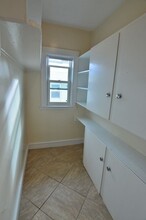 42 Hiawatha Rd, Unit 3 in Boston, MA - Building Photo - Building Photo