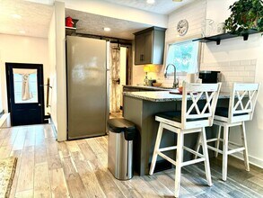 56366 Basswood Rd in Mishawaka, IN - Foto de edificio - Building Photo