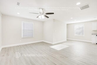 3815 Clovis Ct NW in Atlanta, GA - Foto de edificio - Building Photo