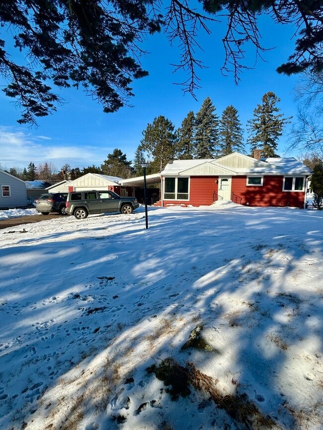 property at 41 E Toledo St