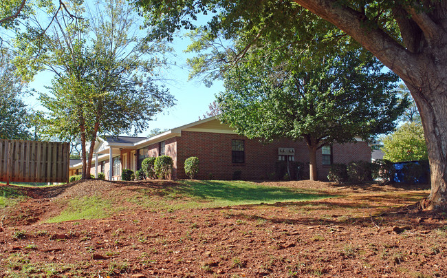 Gateway House in Greenville, SC - Building Photo - Building Photo