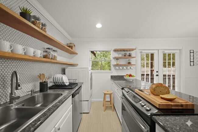property at 8285 Kingsbrook Rd