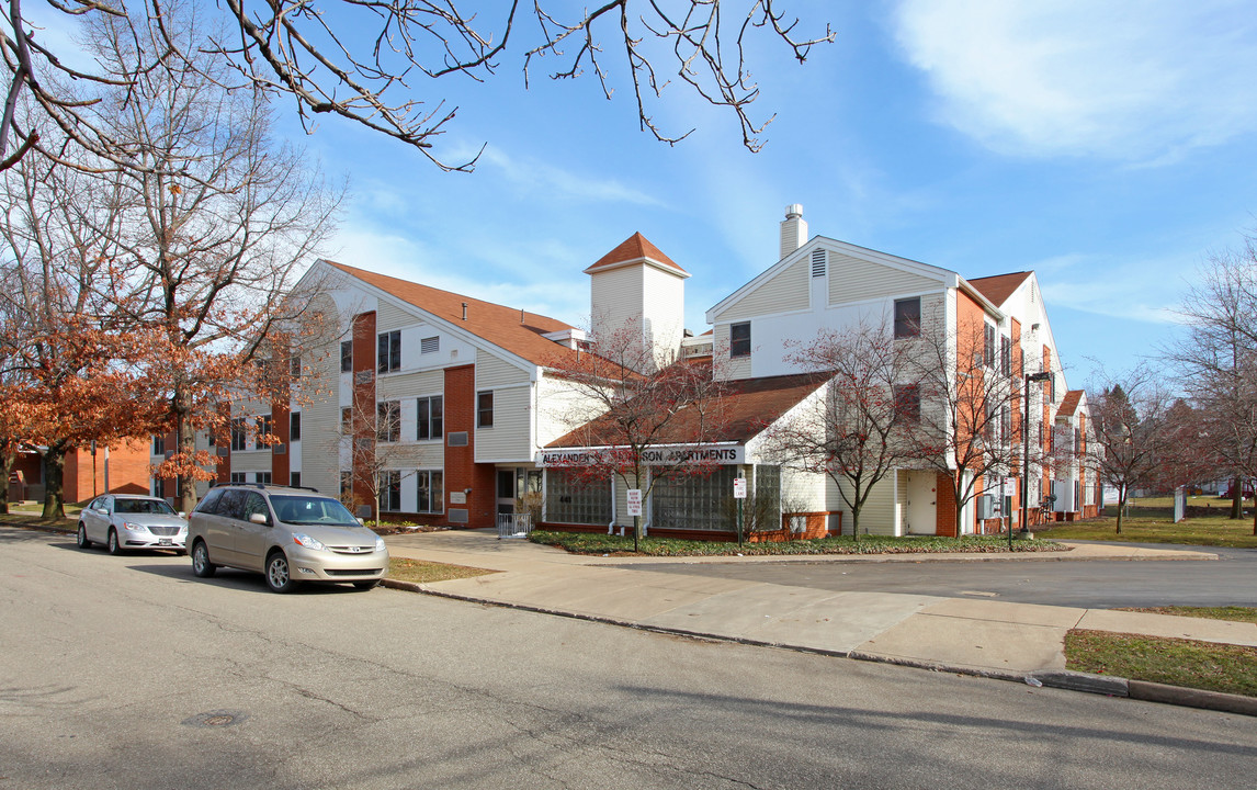 Alex W Thompson Apartments in Erie, PA - Building Photo