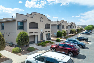 Three Palms Apartments in El Paso, TX - Building Photo - Building Photo