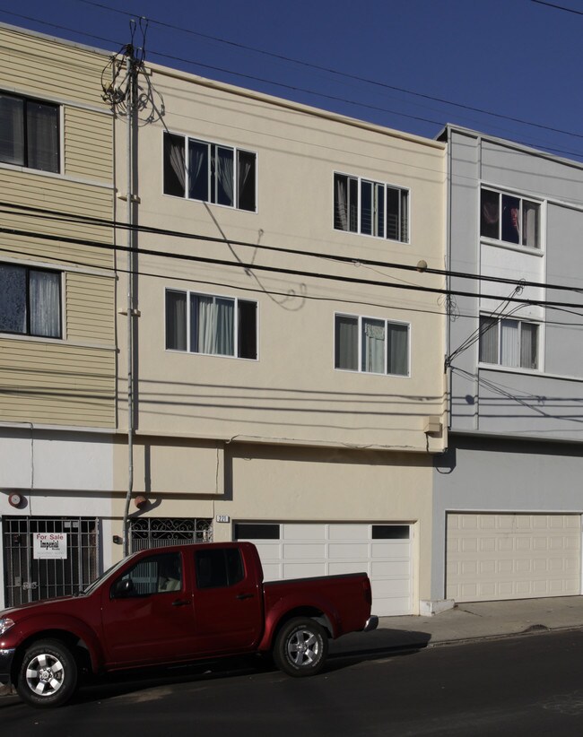 221 Price St in Daly City, CA - Building Photo - Building Photo