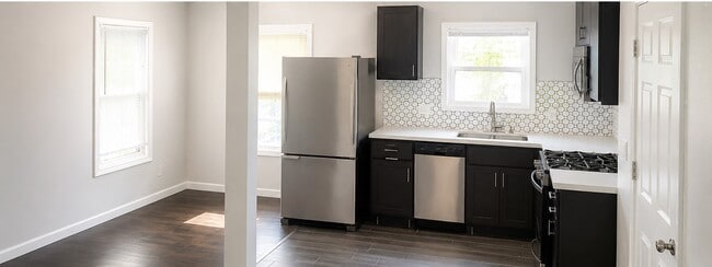 1825 1/2 Santa Rosa St
