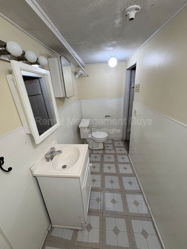 529 Stryker Ave in St. Paul, MN - Building Photo - Building Photo