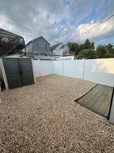 515 W Hudson St, Unit 1 in Long Beach, NY - Building Photo - Building Photo