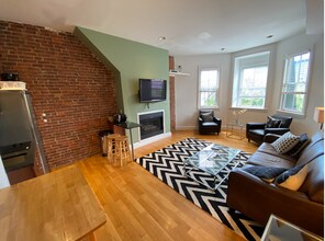 480 Commonwealth Ave, Unit 3 in Boston, MA - Building Photo - Building Photo