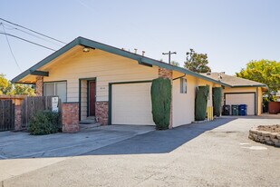 5608 Cypress Ave in Carmichael, CA - Building Photo