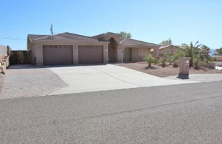 3360 Silver Saddle Dr in Lake Havasu City, AZ - Building Photo