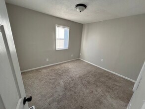 221 2nd St N in Breckenridge, MN - Foto de edificio - Building Photo