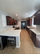 1013 Amber Ridge Lane in Vacaville, CA - Building Photo - Building Photo