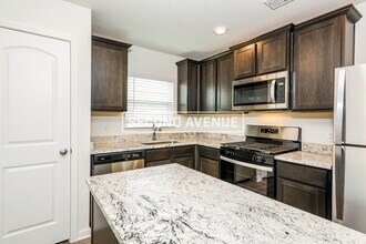 415 Condie Russell Ave in Venus, TX - Building Photo - Building Photo