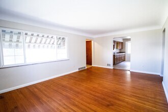 3471 Jeannette Ave in Toledo, OH - Foto de edificio - Building Photo