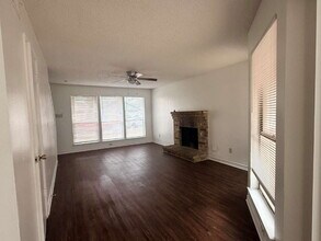 9824 Ardash Ln in San Antonio, TX - Building Photo - Building Photo