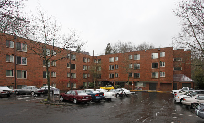 Ruth Haefner Plaza in Portland, OR - Building Photo - Building Photo