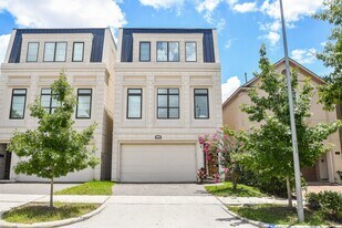 2315 Peckham St in Houston, TX - Building Photo