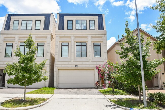 property at 2315 Peckham St