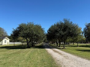 5828 Avenue P in Santa Fe, TX - Building Photo - Building Photo