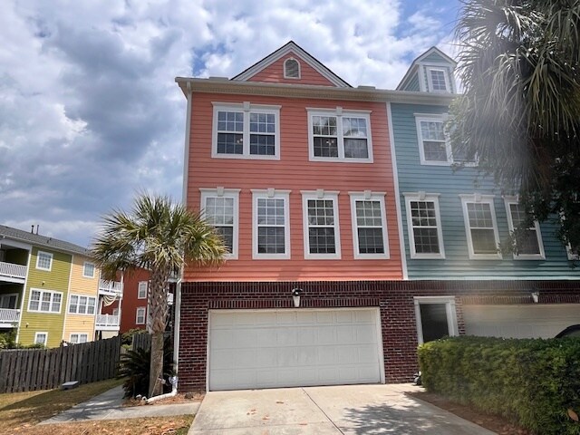 property at 9301 Sweetbay Ct