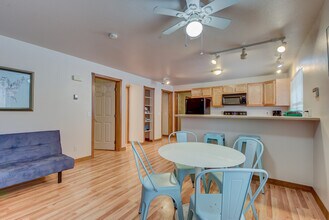 103 S 14th St, Unit 0 in Colorado Springs, CO - Building Photo - Building Photo