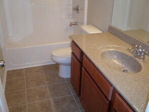 5775 Weddington Dr in Cumming, GA - Building Photo - Building Photo