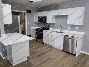 10702 Pike St in Crown Point, IN - Building Photo - Building Photo