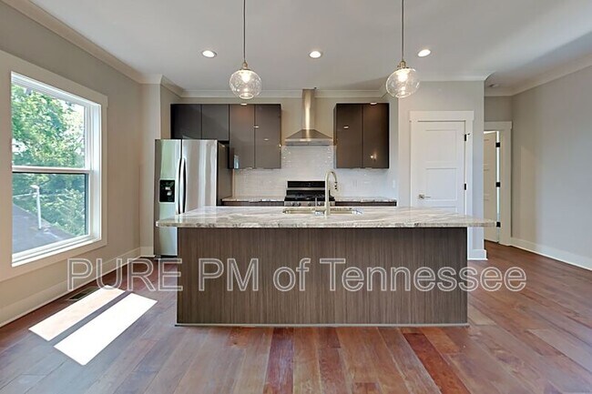 property at 2713 Torbett St