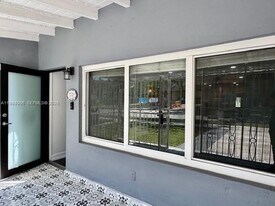 1128 SW 21st Ave in Miami, FL - Building Photo