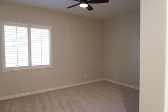 10274 W Fetlock Trail in Peoria, AZ - Building Photo - Building Photo