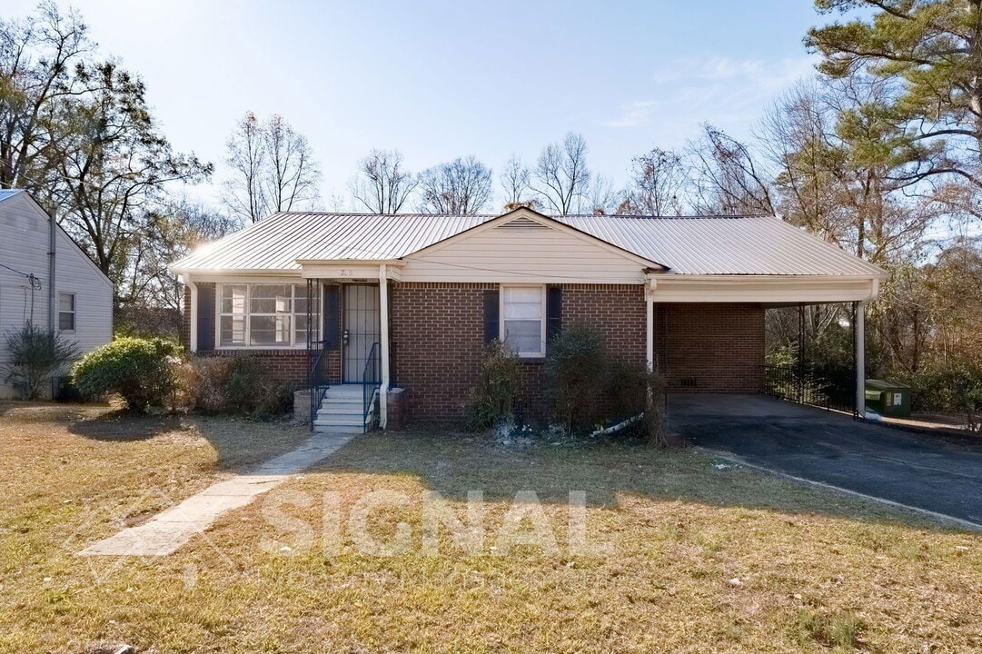 265 2nd Pl SW in Graysville, AL - Building Photo