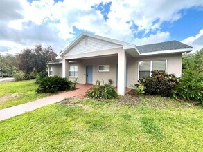 70 Powell Rd in Winter Haven, FL - Building Photo - Building Photo