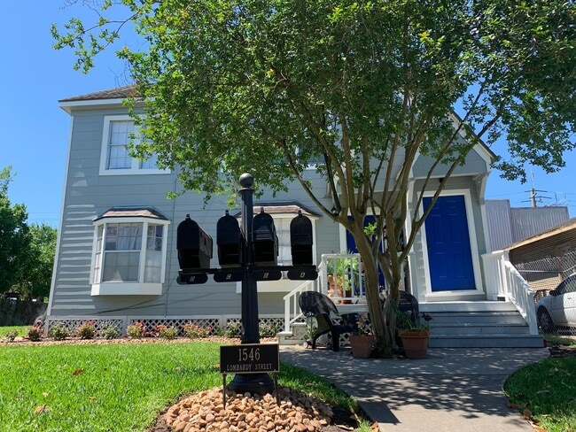 1546 Lombardy St