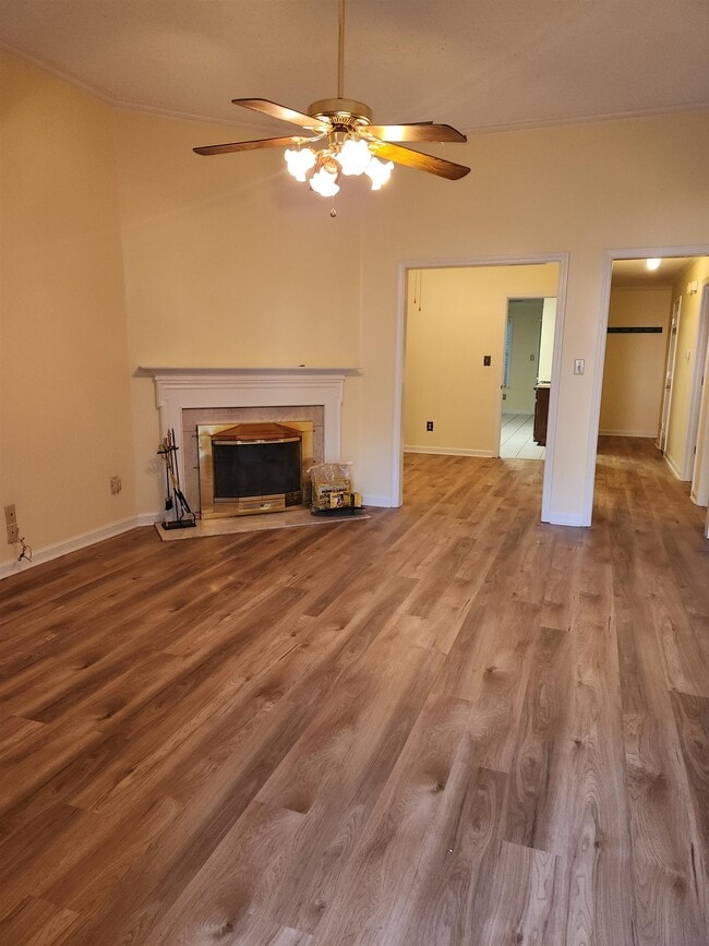 2244 Lake Hill Ct in Memphis, TN - Building Photo - Building Photo