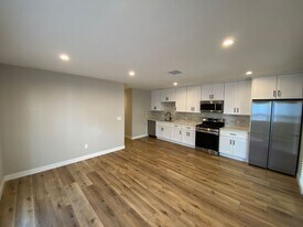 4939 63rd St in San Diego, CA - Building Photo