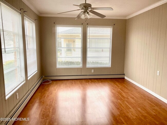 20 St Kitts Dr in Toms River, NJ - Foto de edificio - Building Photo