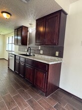 5006 SE Brown St in Lawton, OK - Building Photo - Building Photo
