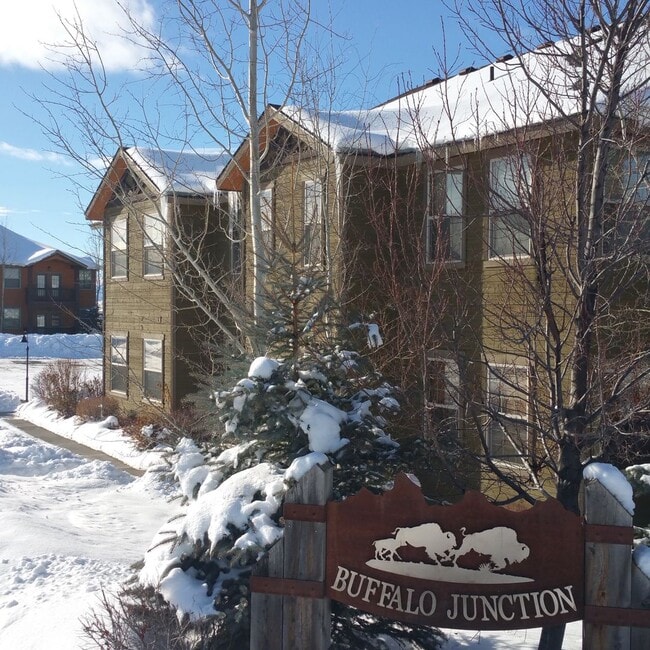 property at 629 Valley Centre Dr