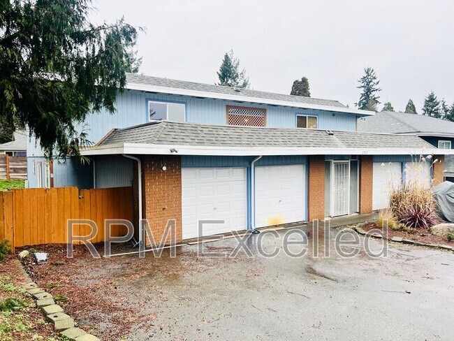 property at 2500 S 286th Pl