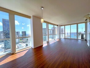 909 Kapiolani Blvd in Honolulu, HI - Foto de edificio - Building Photo