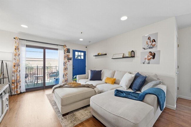 property at 2516 Summit Ave