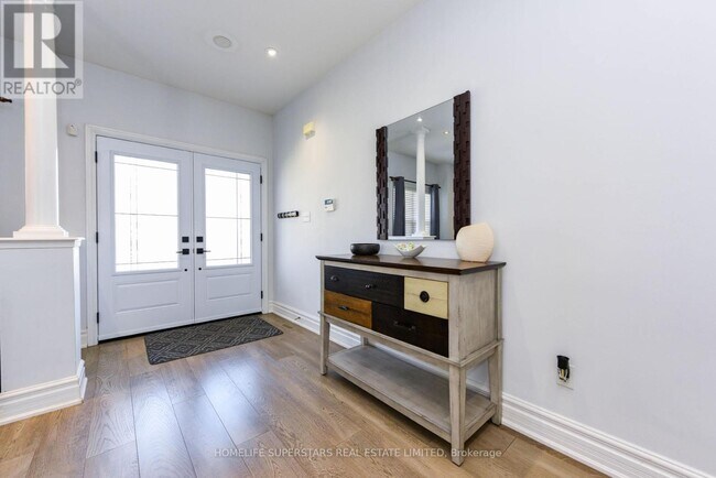 3856 Brinwood Gate in Mississauga, ON - Building Photo - Building Photo